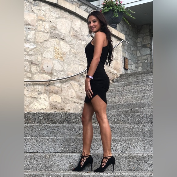 Meet your Posher, Megan - Picture 14 of 16